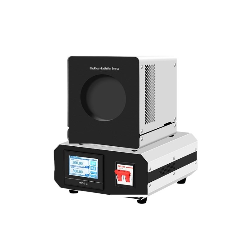 Split Medium temperature surface source blackbody furnace
